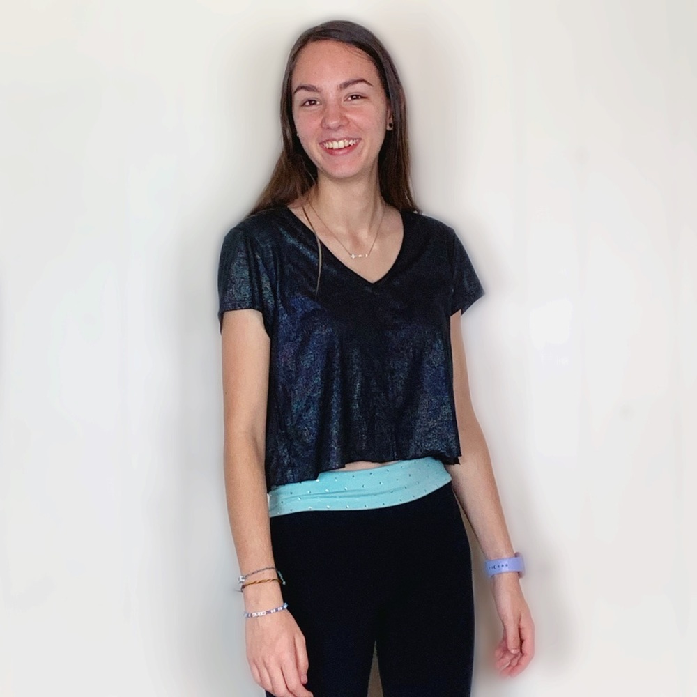 Mossimo crop black holographic tee reflective